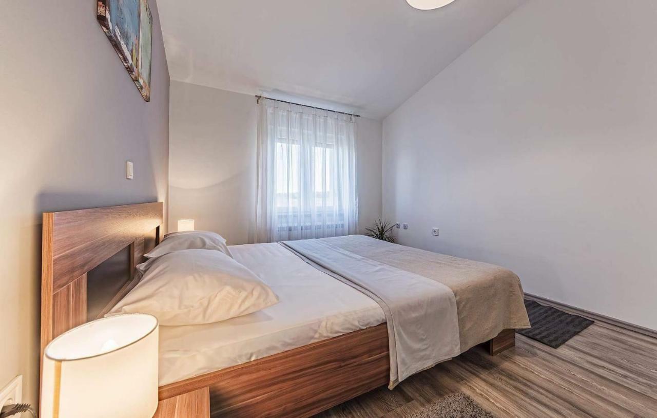 Apartment Lavander 01 Pula Dış mekan fotoğraf