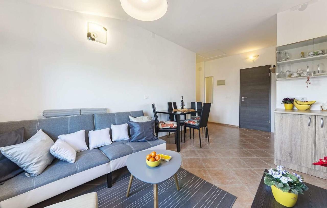 Apartment Lavander 01 Pula Dış mekan fotoğraf